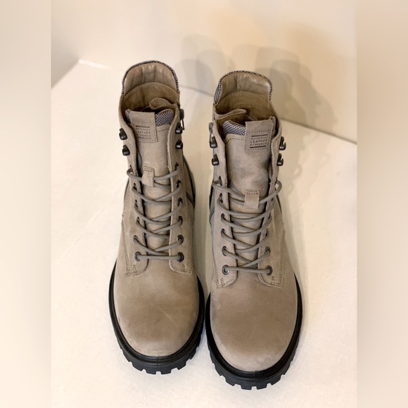 ECCO Boots Navajo Brown - Picture 2 of 12